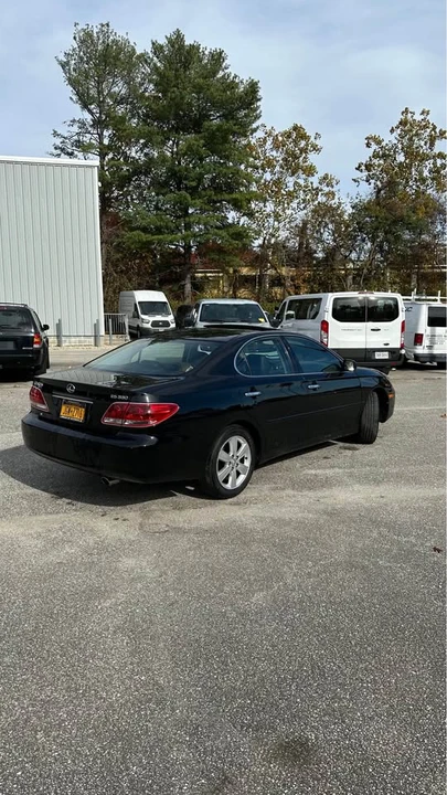 2005 Lexus ES 3rd Gen - Image 5 of 12