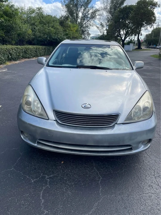 2005 Lexus ES 4th Gen - Image 10 of 10