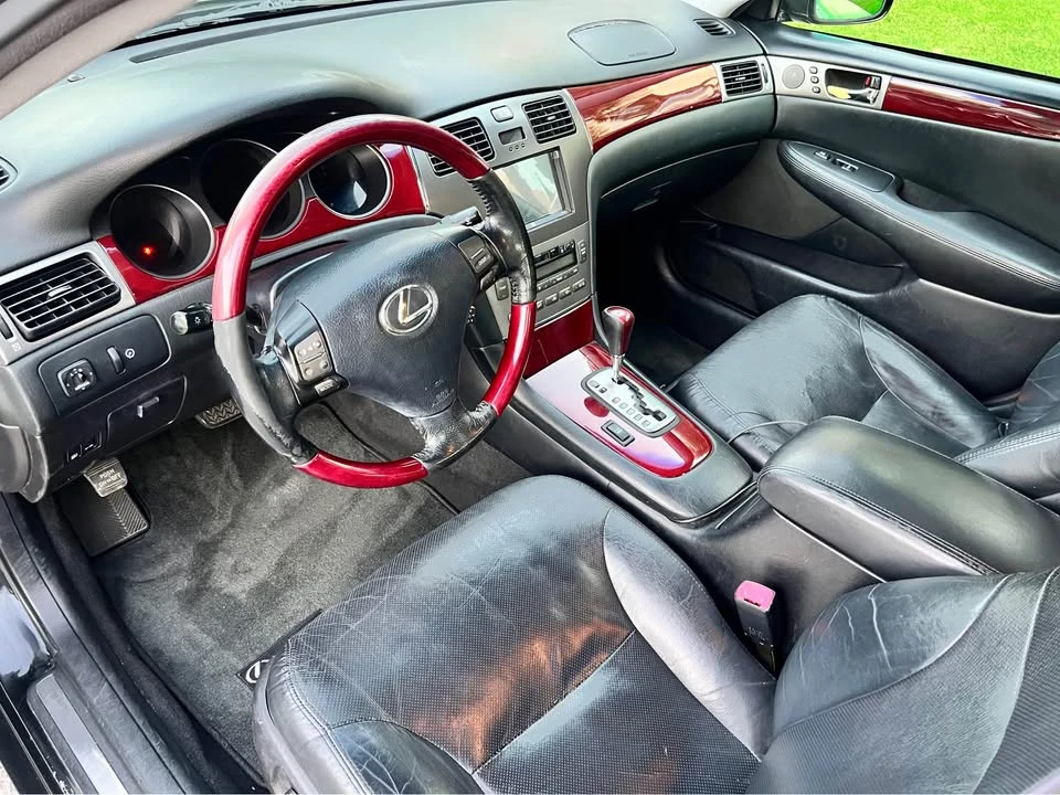 2005 Lexus ES 4th Gen - Image 10 of 17