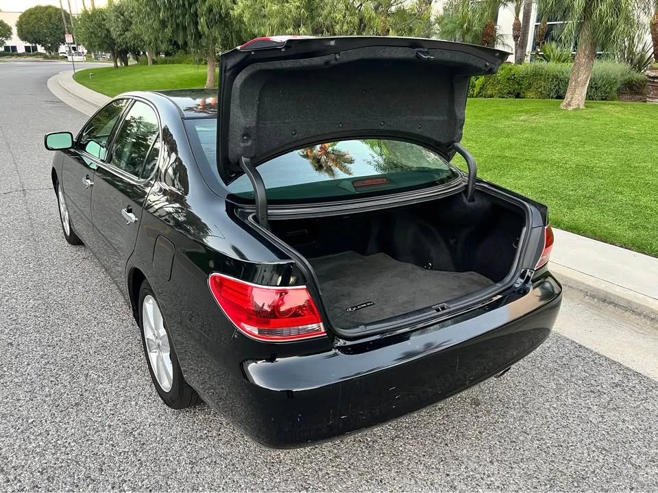 2005 Lexus ES 4th Gen - Image 7 of 17