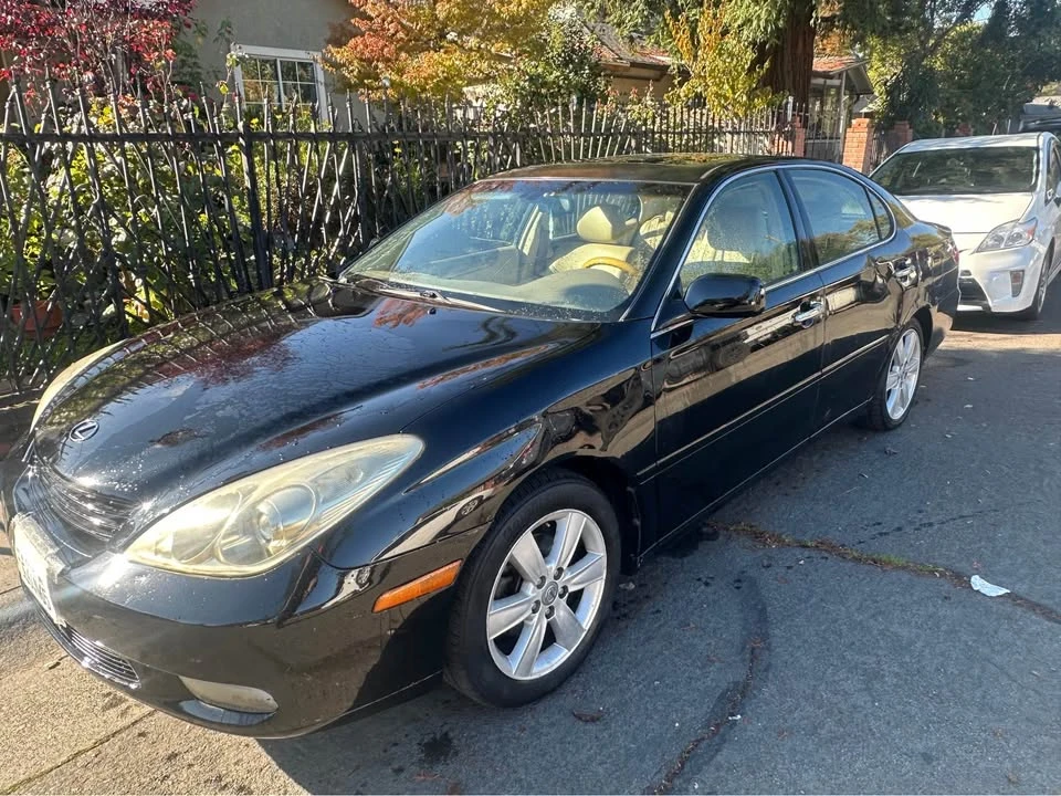 2005 Lexus ES 3rd Gen - Image 2 of 6