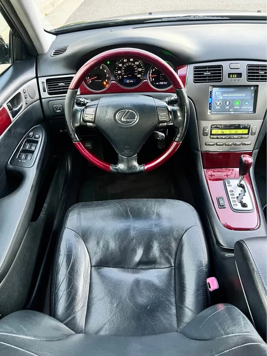 2005 Lexus ES 4th Gen - Image 14 of 17