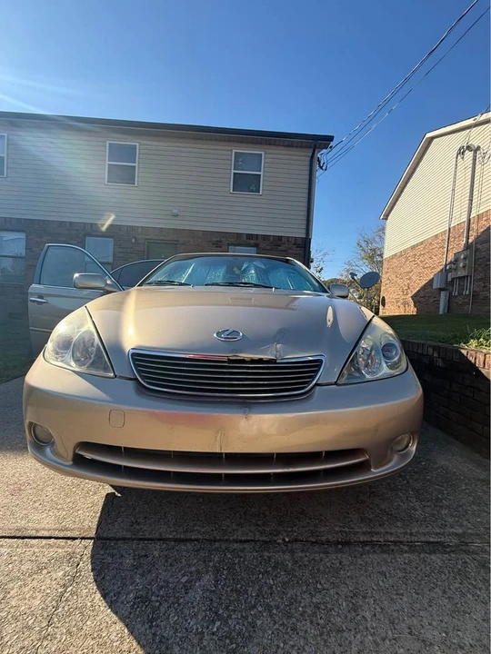 2005 Lexus ES 4th Gen - Image 7 of 13