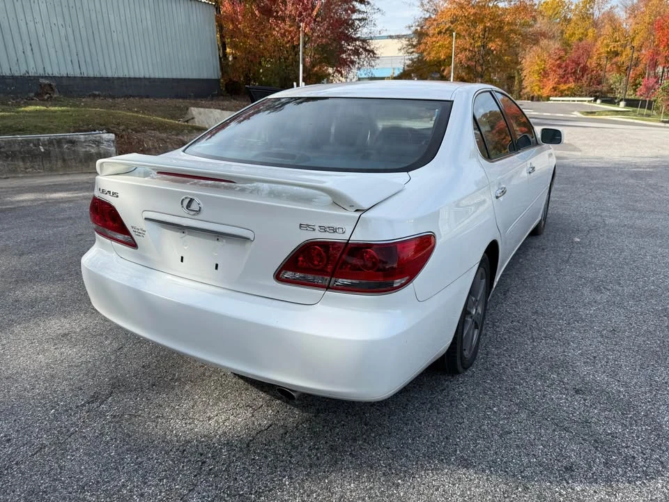 2005 Lexus ES 4th Gen - Image 3 of 10