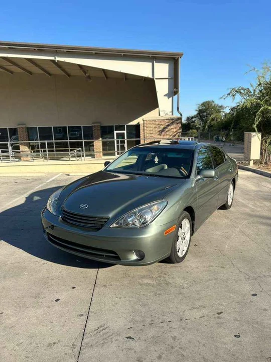 2005 Lexus ES 3rd Gen - Image 10 of 11