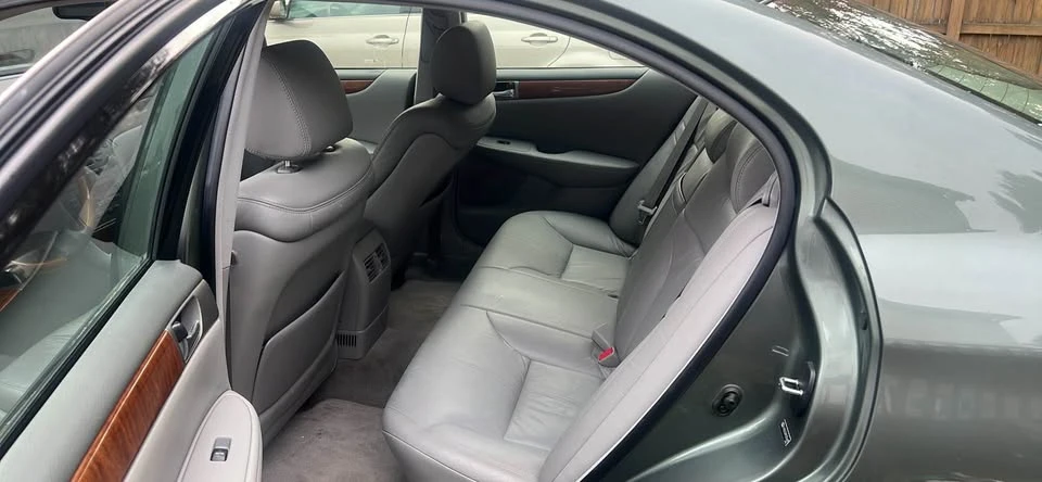 2005 Lexus ES 4th Gen - Image 8 of 15