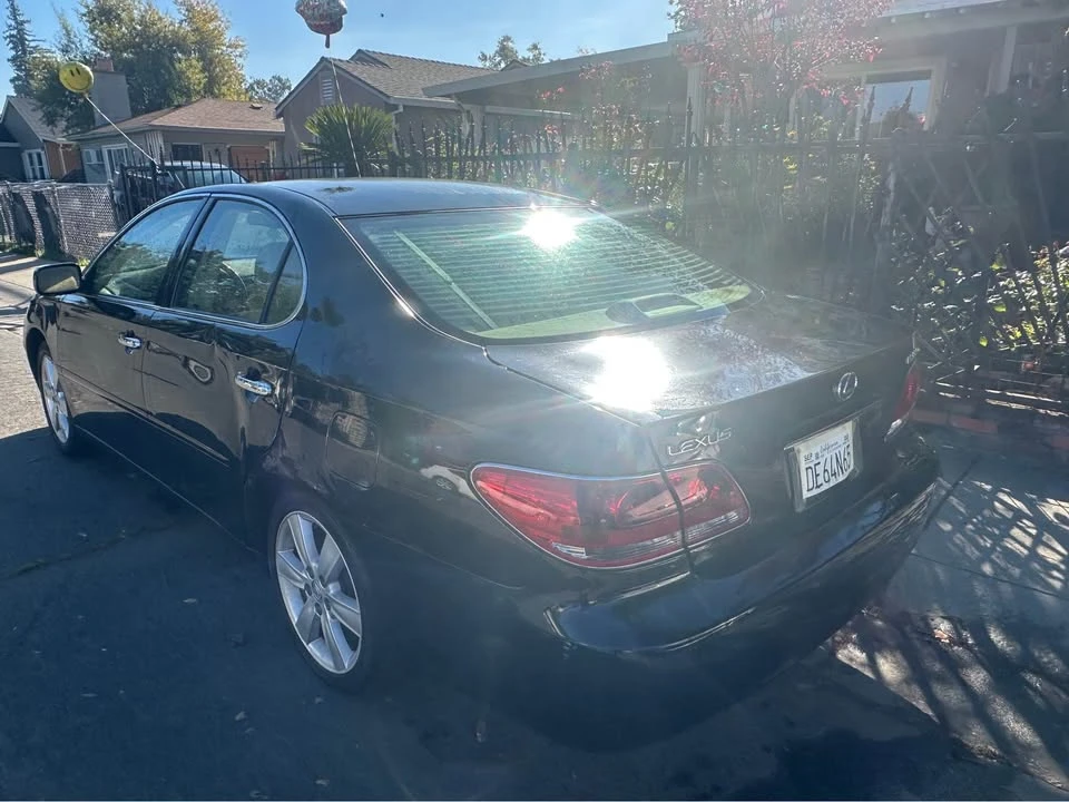 2005 Lexus ES 3rd Gen - Image 3 of 6