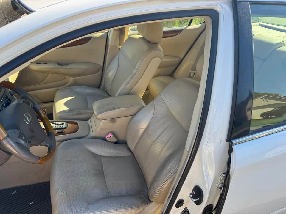 2005 Lexus ES 4th Gen - Image 6 of 7