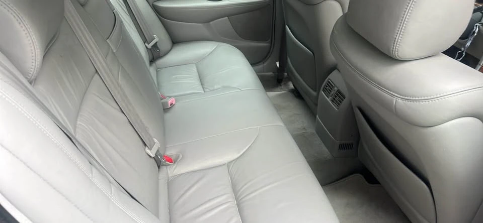 2005 Lexus ES 4th Gen - Image 13 of 15