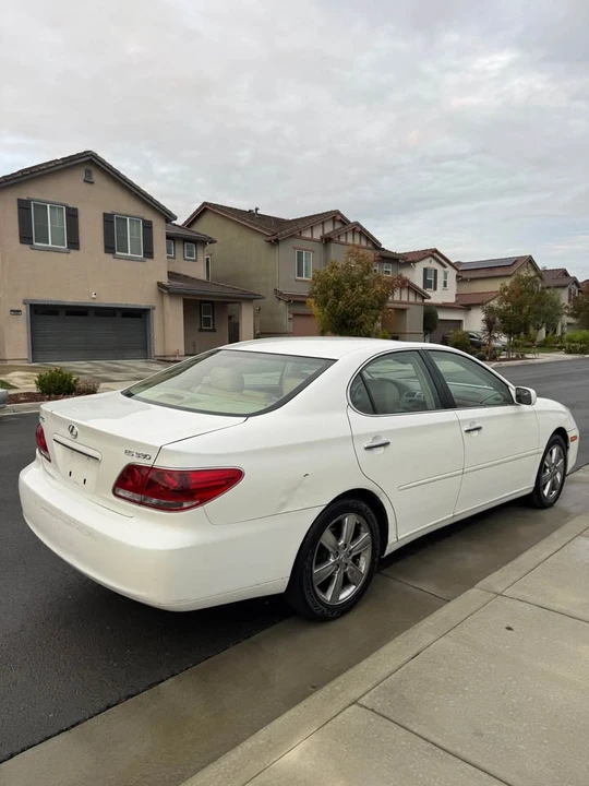 2005 Lexus ES 4th Gen - Image 3 of 12