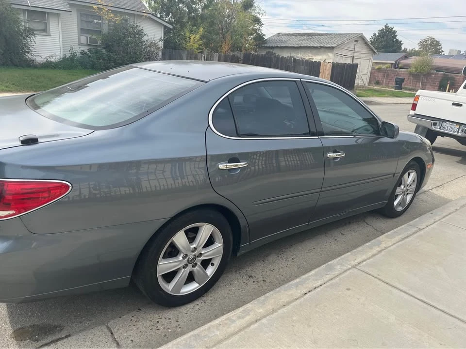 2005 Lexus ES 3rd Gen - Image 3 of 6