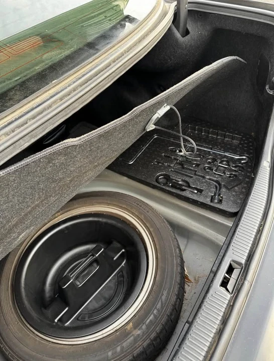 2005 Lexus ES 4th Gen - Image 15 of 15