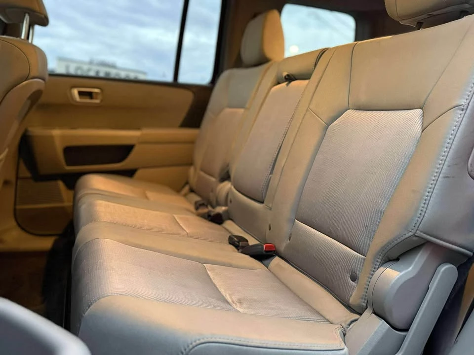 2005 Lexus ES 4th Gen - Image 4 of 10