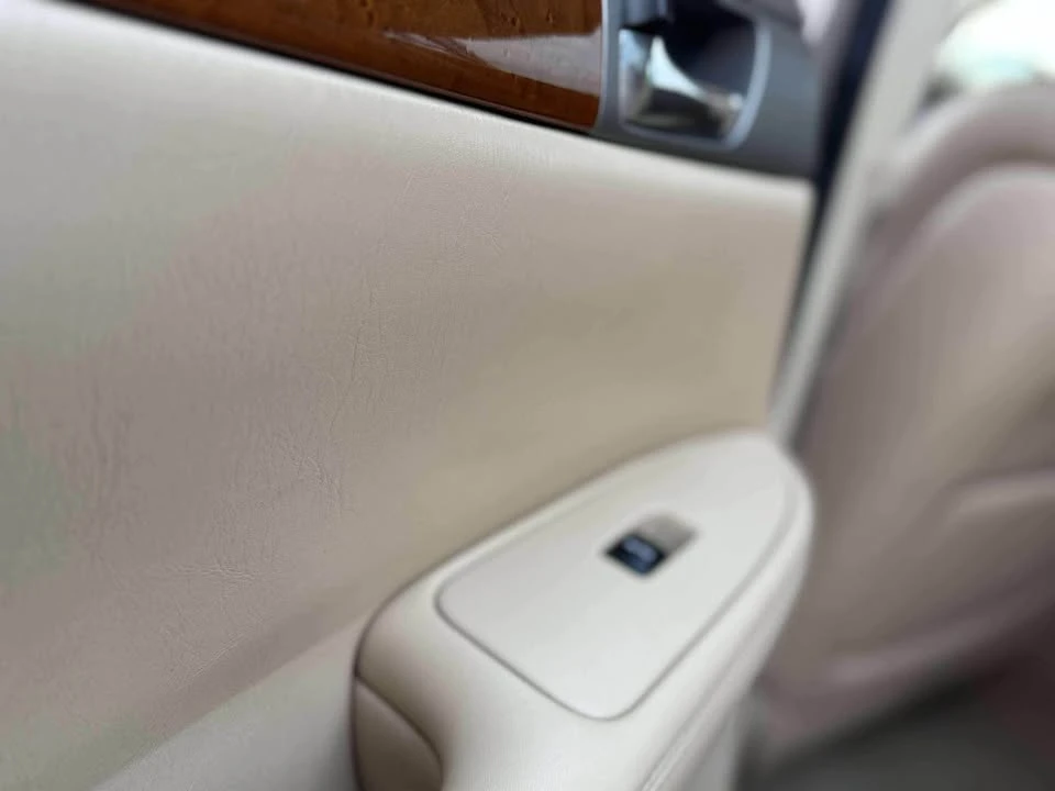 2005 Lexus ES 4th Gen - Image 7 of 10