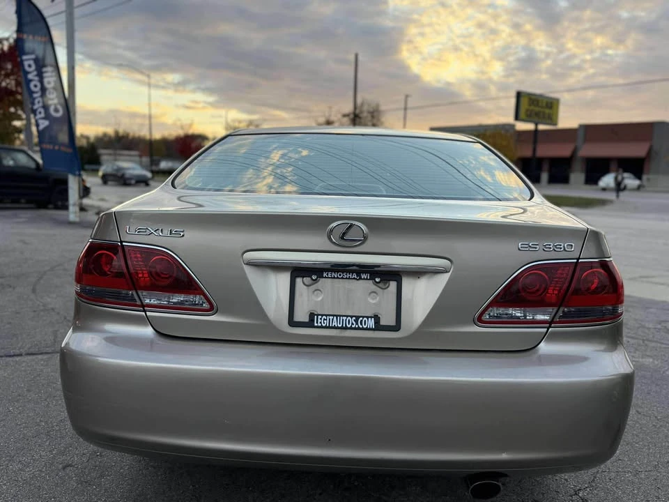 2005 Lexus ES 4th Gen - Image 2 of 10