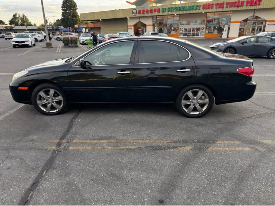 2005 Lexus ES 4th Gen - Image 7 of 15