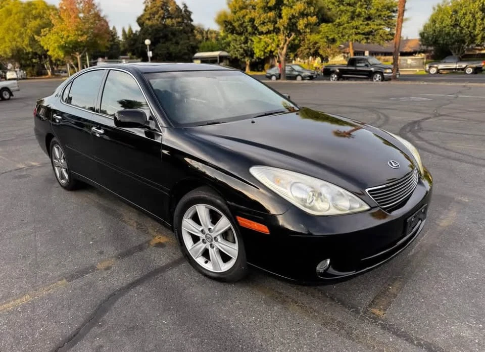 2005 Lexus ES 4th Gen - Image 3 of 15