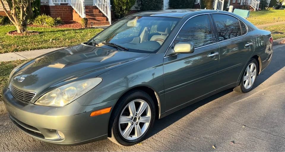 2005 Lexus ES 3rd Gen - Image 6 of 8