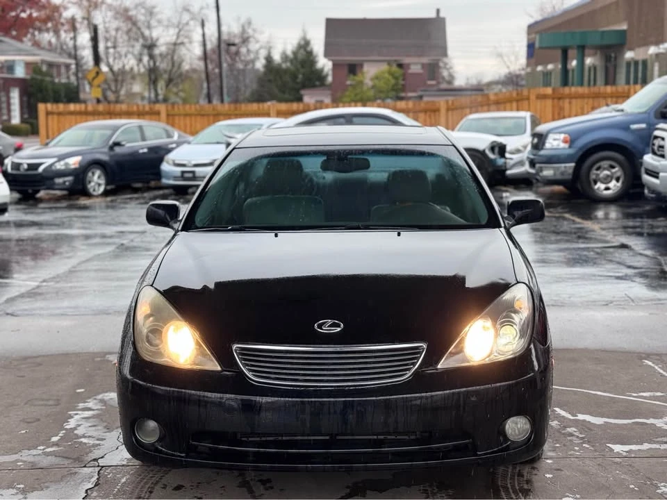 2005 Lexus ES 4th Gen - Image 2 of 10