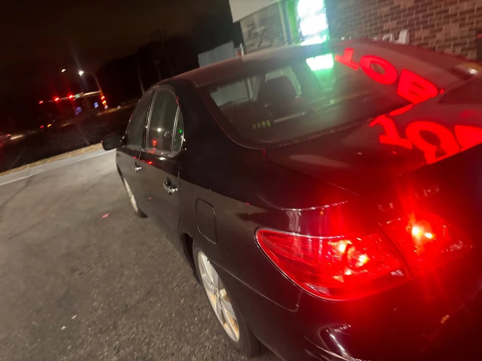 2005 Lexus ES 4th Gen - Image 2 of 4