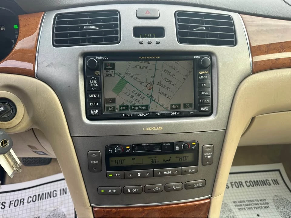 2005 Lexus ES 4th Gen - Image 6 of 10