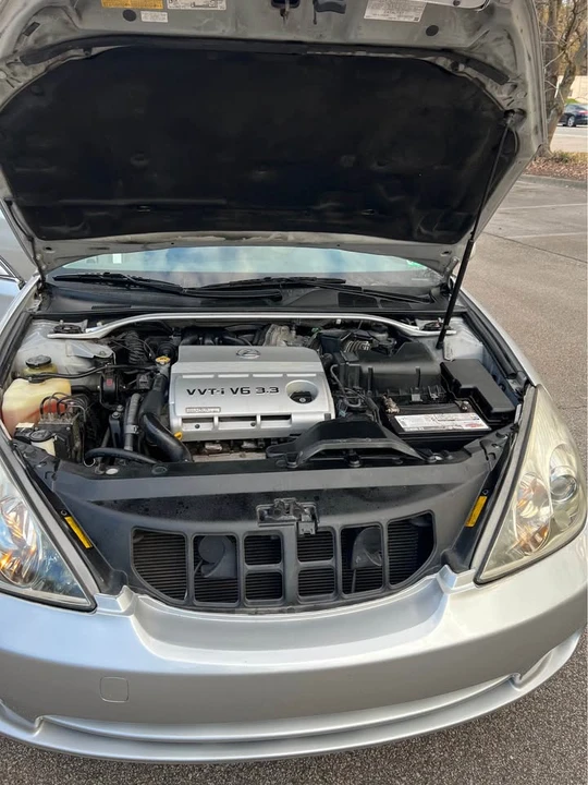 2005 Lexus ES 4th Gen - Image 9 of 11