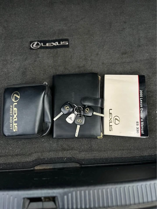 2005 Lexus ES 4th Gen - Image 14 of 14