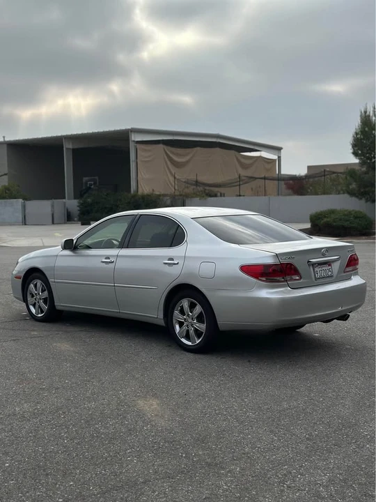 2005 Lexus ES 4th Gen - Image 7 of 14