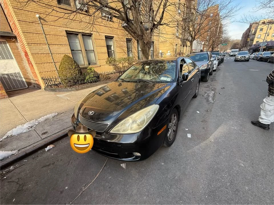 2005 Lexus ES 3rd Gen - Image 2 of 7