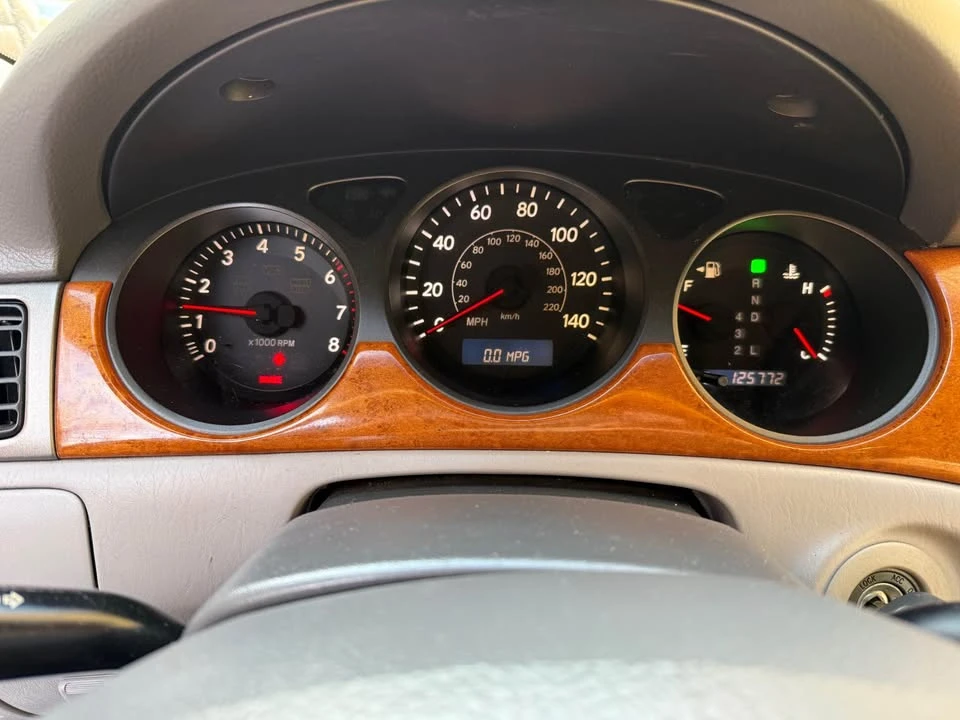 2005 Lexus ES 3rd Gen - Image 6 of 7