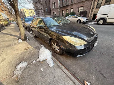 2005 Lexus ES 330 Sedan