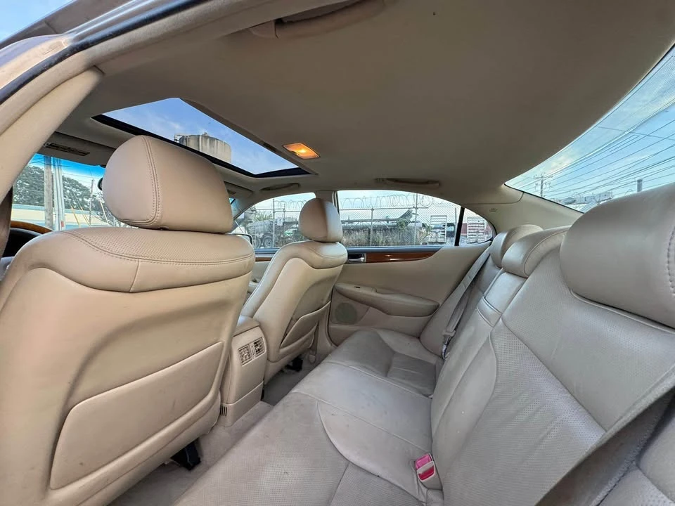 2005 Lexus ES 4th Gen - Image 8 of 8