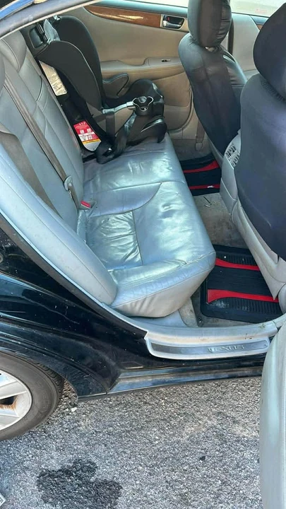 2005 Lexus ES 3rd Gen - Image 13 of 18
