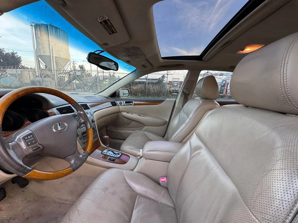 2005 Lexus ES 4th Gen - Image 7 of 8