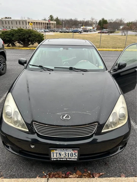 2005 Lexus ES 3rd Gen - Image 2 of 18