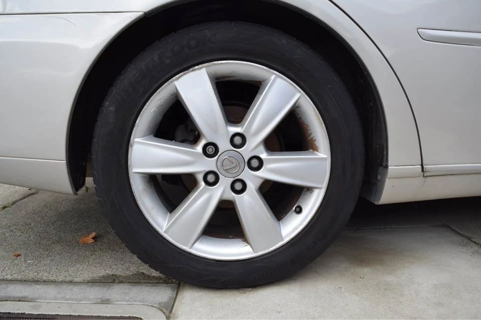 2005 Lexus ES 4th Gen - Image 14 of 17