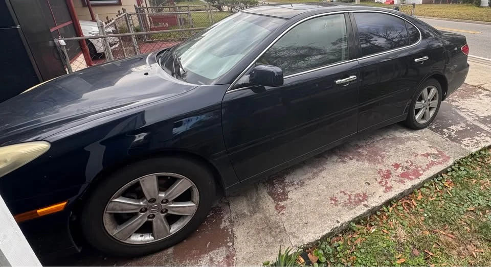2005 Lexus ES 4th Gen - Image 2 of 3