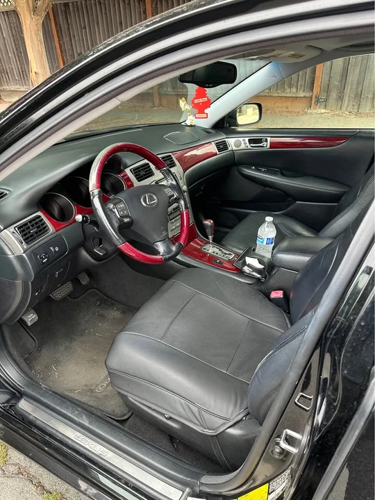 2005 Lexus ES 3rd Gen - Image 4 of 5