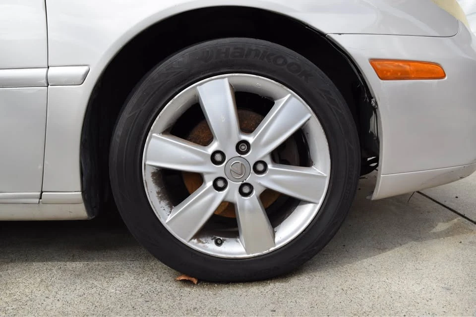 2005 Lexus ES 4th Gen - Image 15 of 17