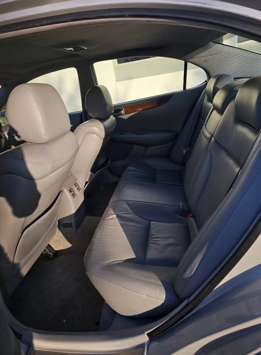 2005 Lexus ES 4th Gen - Image 6 of 9