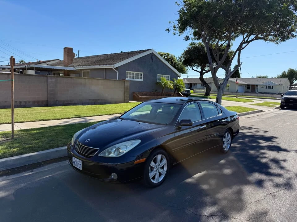 2005 Lexus ES 4th Gen - Image 15 of 20