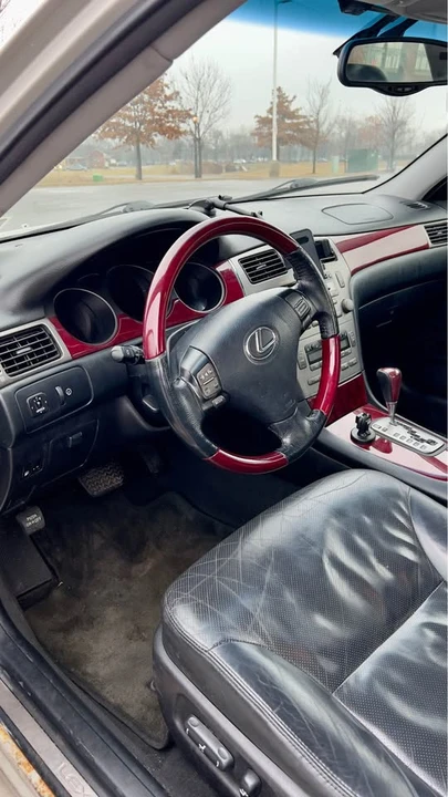 2005 Lexus ES 4th Gen - Image 4 of 13