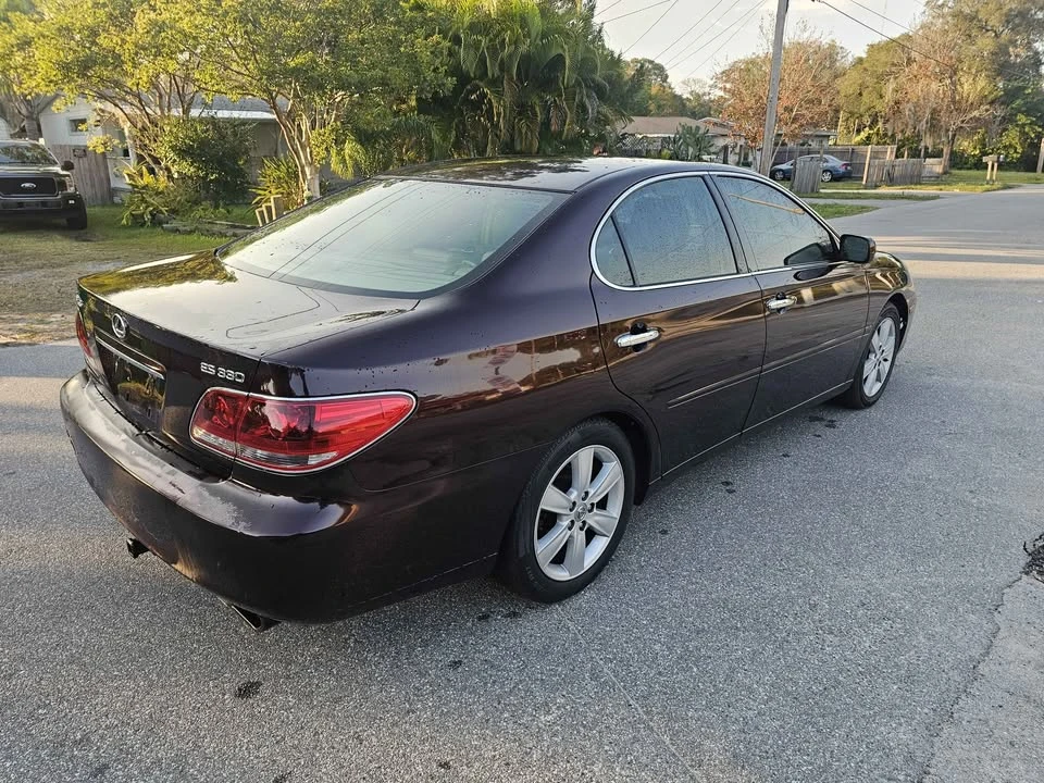 2005 Lexus ES 3rd Gen - Image 4 of 11