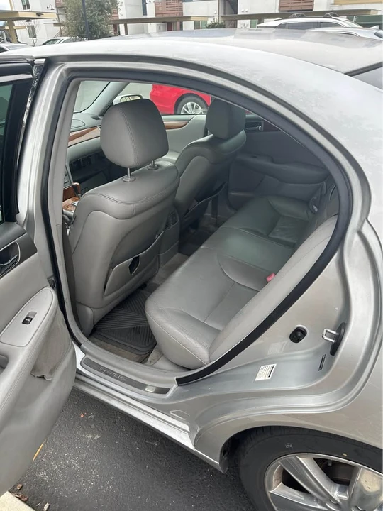 2005 Lexus ES 3rd Gen - Image 15 of 15