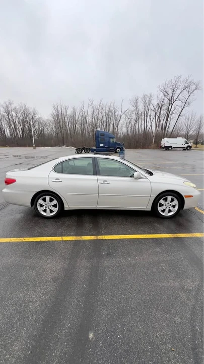 2005 Lexus ES 3rd Gen - Image 4 of 14
