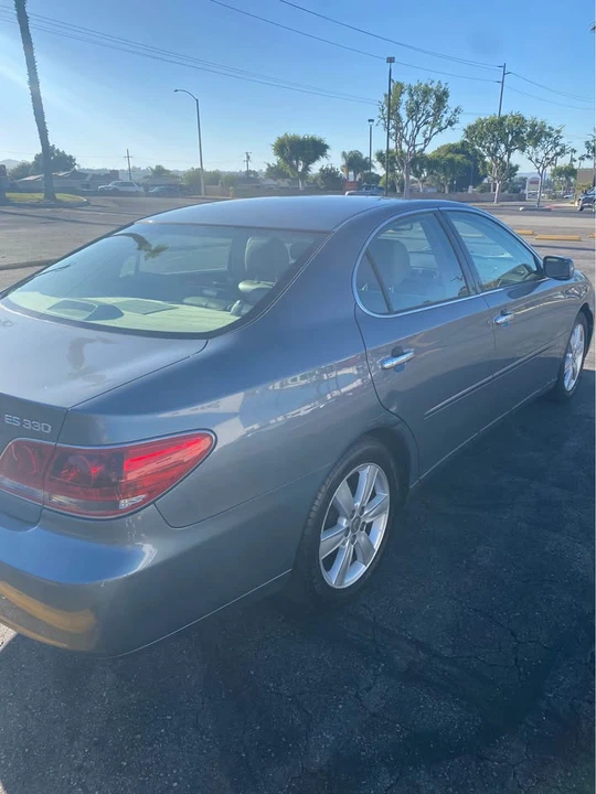 2005 Lexus ES 4th Gen - Image 5 of 11