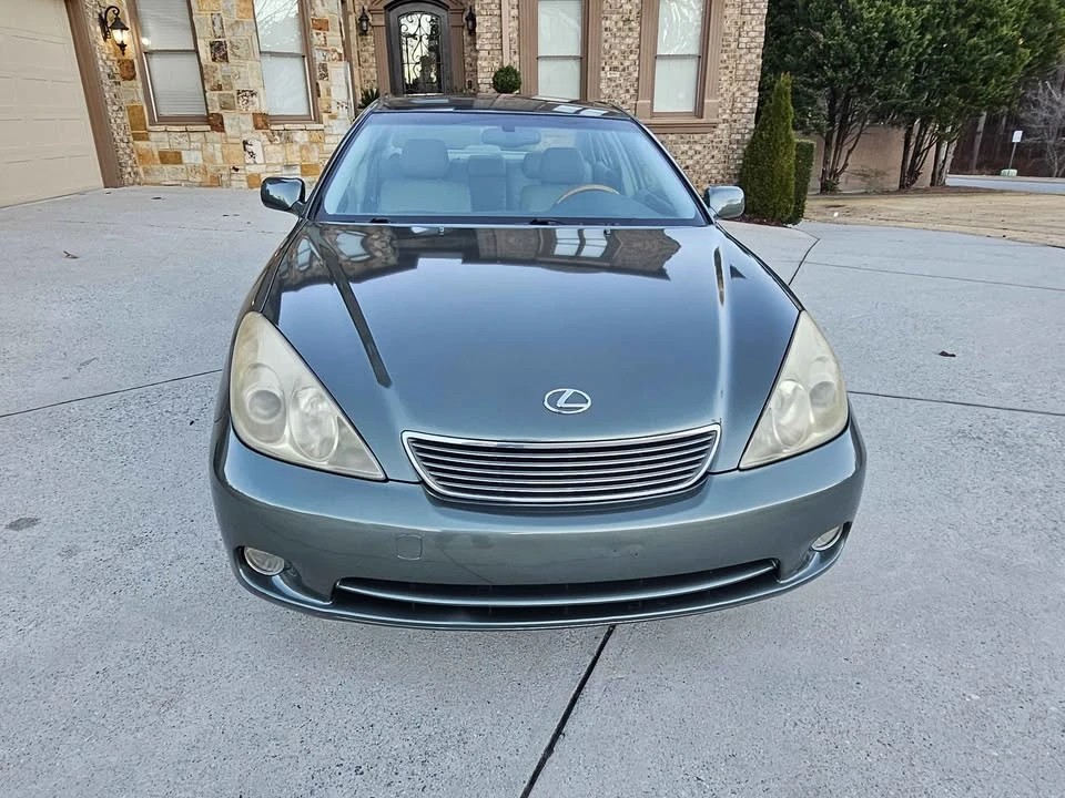 2005 Lexus ES 4th Gen - Image 5 of 11