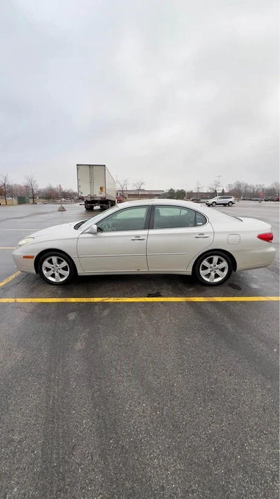2005 Lexus ES 3rd Gen - Image 2 of 14