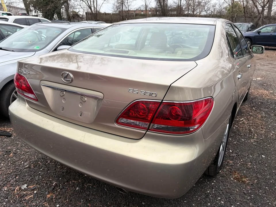 2005 Lexus ES 4th Gen - Image 4 of 8