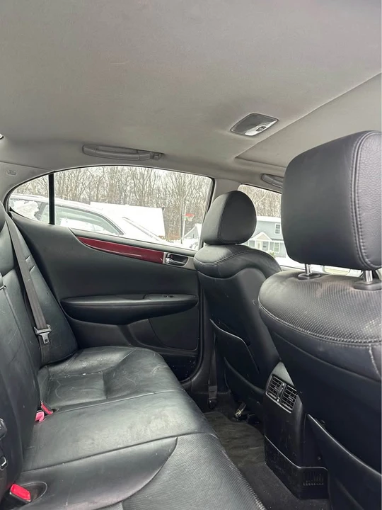 2005 Lexus ES 3rd Gen - Image 13 of 13